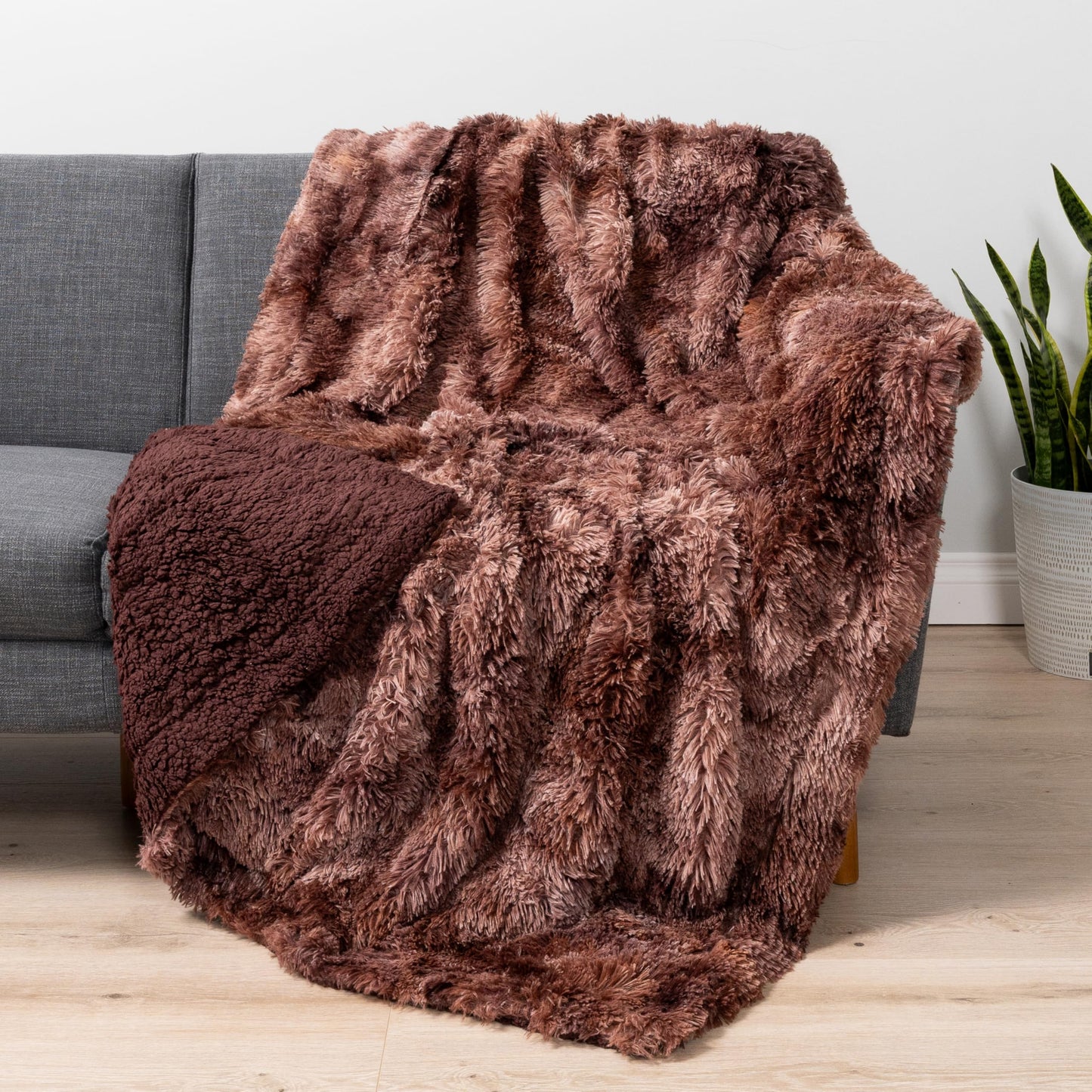 PAVILIA Brown Fluffy Throw Blanket for Couch Twin Bed Fuzzy Blanket for Women Men Furry Plush Warm Blanket Bed Sofa Super Soft Thick Faux Fur Sherpa Blanket Throw Tie-Dye 60x80